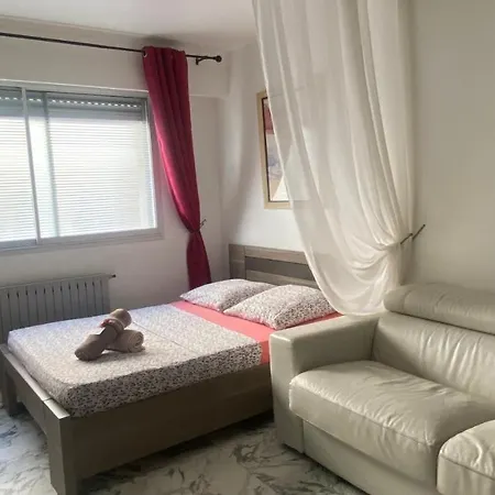 Azur, Classe, Climatise, Wifi, Ascenseur, A 75 M De La Toulon